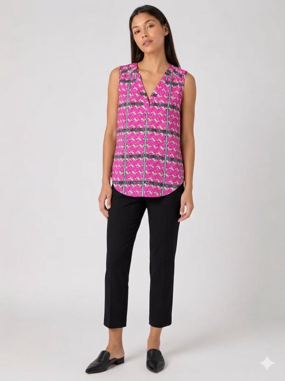 41 Hawthorn Sleeveless V-Neck Pink Patterned Blouse